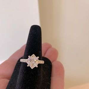 Silver CZ cocktail ring size 9